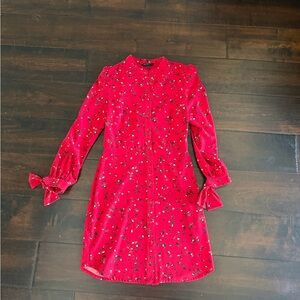 Floral Dress -Size 2
Great condition!